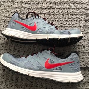 nike revolution 2 for sale